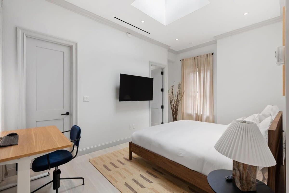 Apartment Linden Place Ii By Rove Travel 3 Bedroom Lenox Hill New York