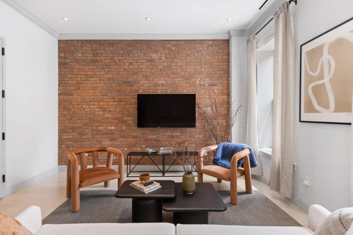 Linden Place Ii By Rove Travel 3 Bedroom Lenox Hill *