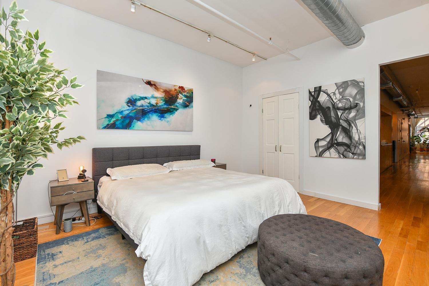 Luxury 2 Bedroom Soho Loft