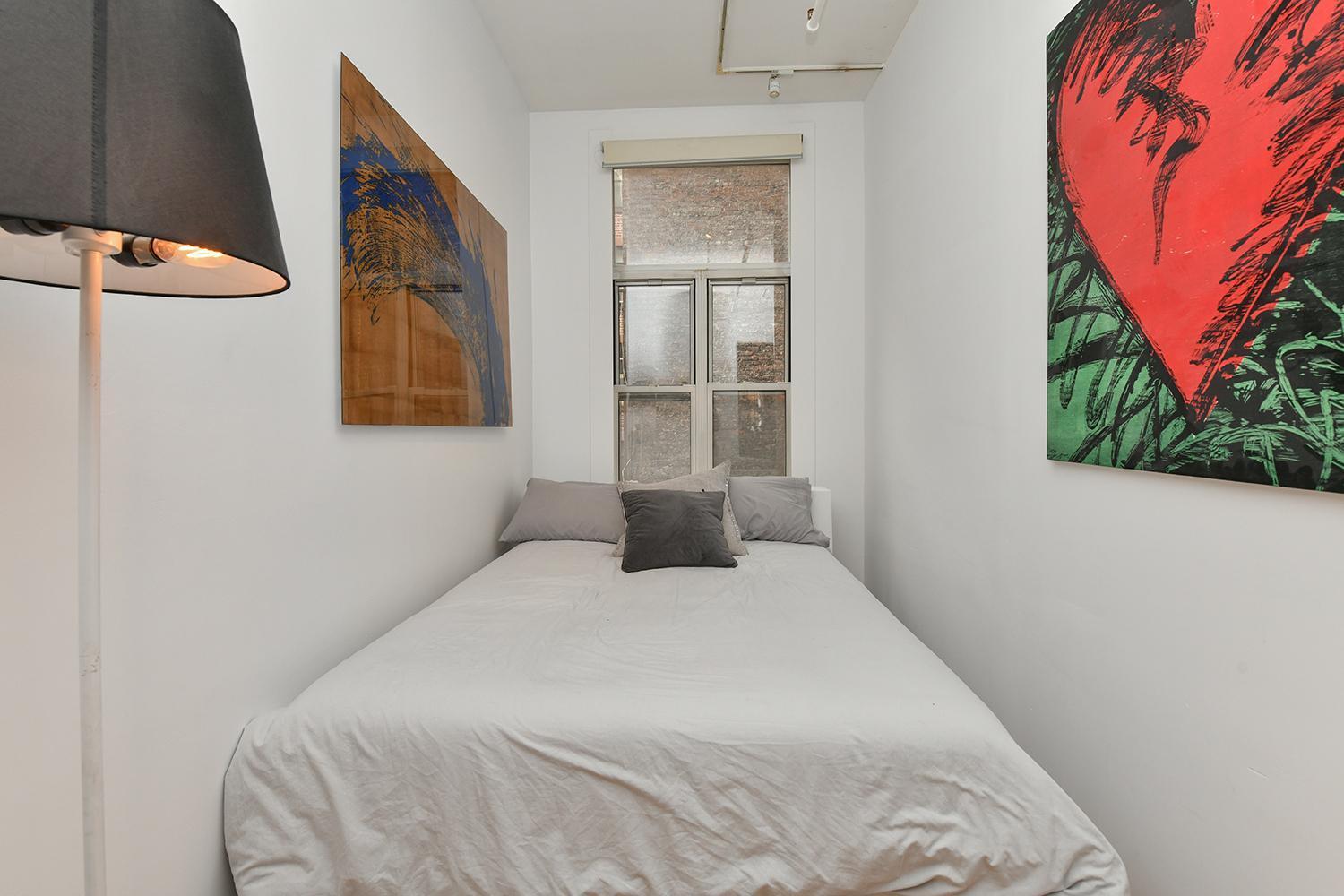 Luxury 2 Bedroom Soho Loft *