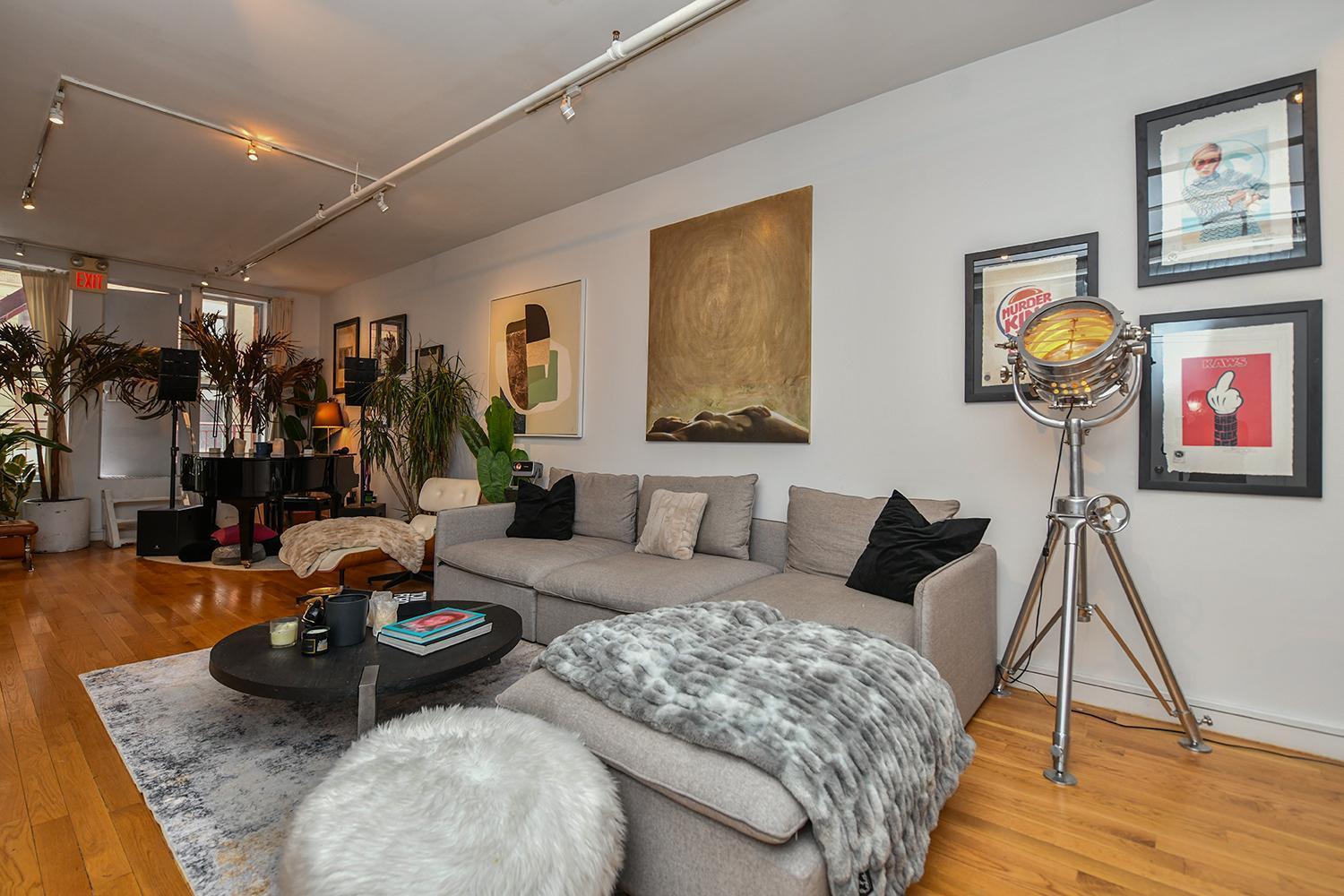 Luxury 2 Bedroom Soho Loft