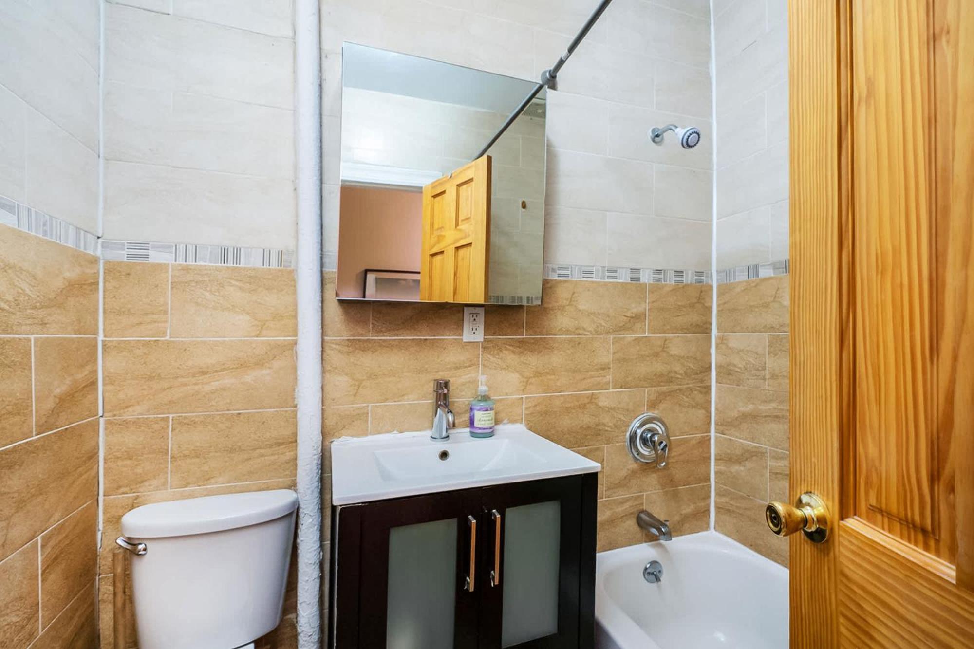 102-1a Value 2br Near Park