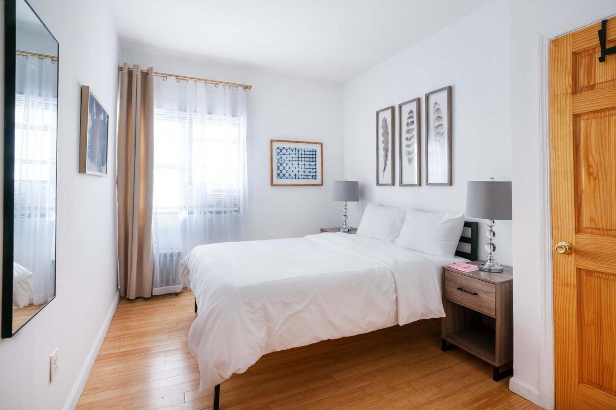 102-1a Value 2br Near Park Apartment *