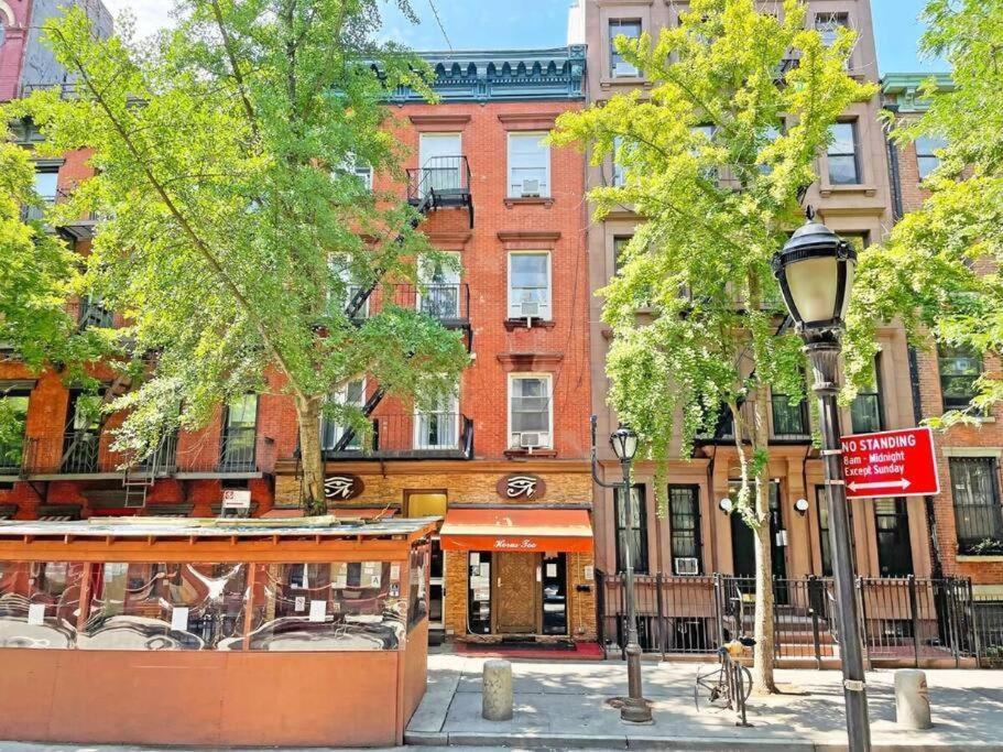 2br Great Location Short Walk To Times Square Apartment New York