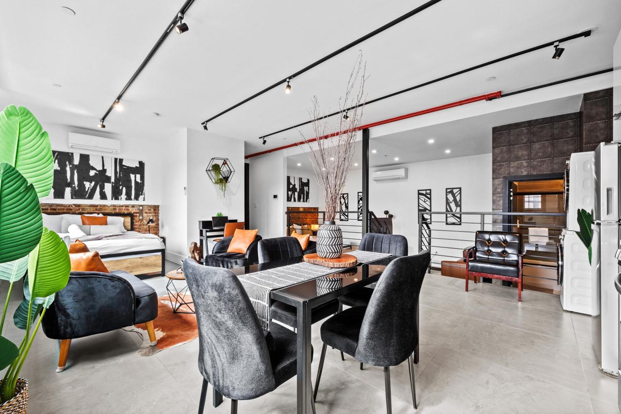 Brooklyn Bay Lofts - Modern Chic With Rooftop Terrace Apartment