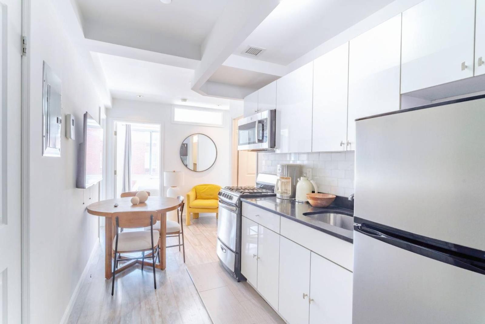 Apartment 3br 1ba Charmer Near Near Times Square & Broadway New York