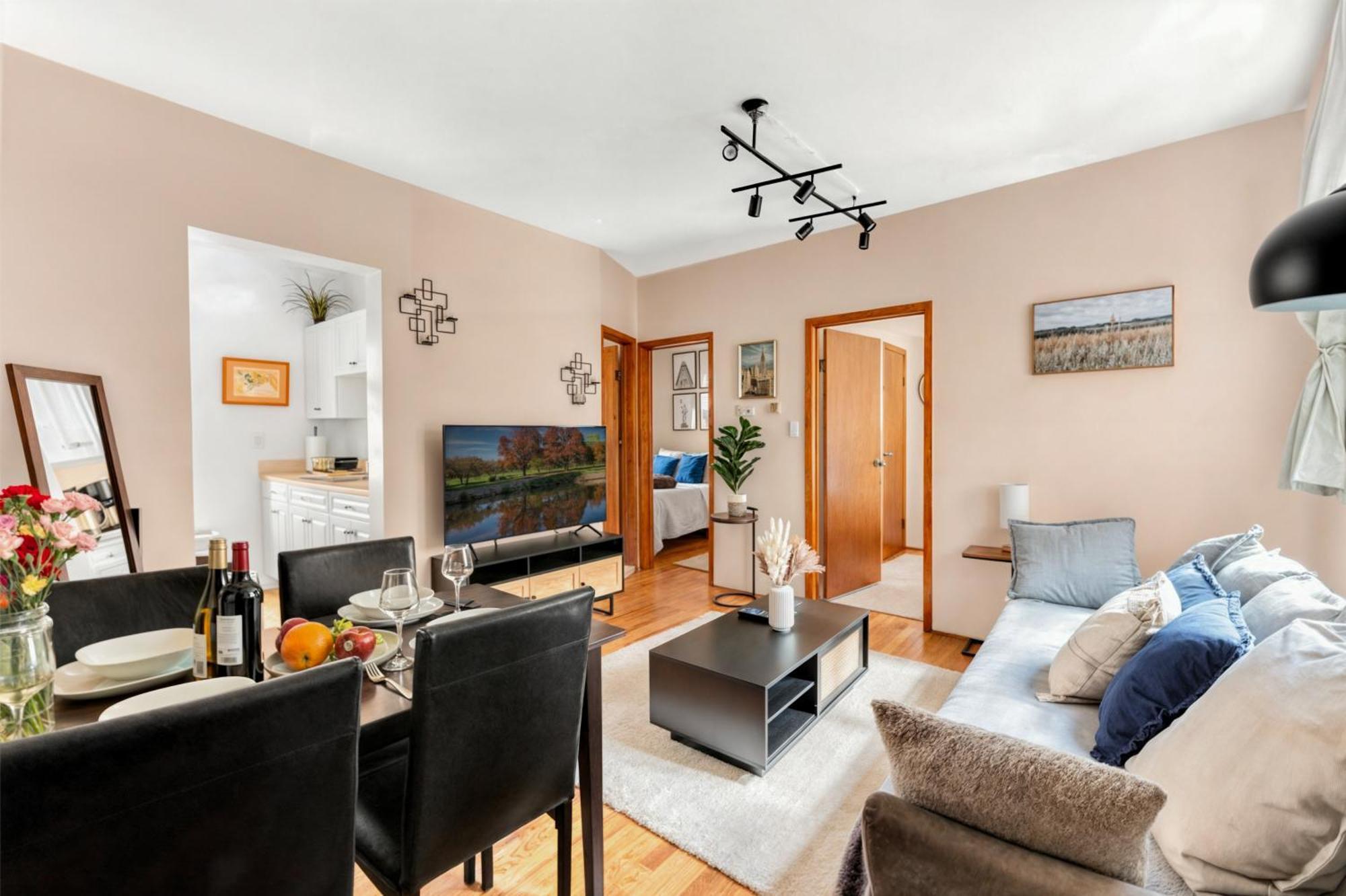 Stylish 2 Bedroom Apartment In Chelsea Apartment