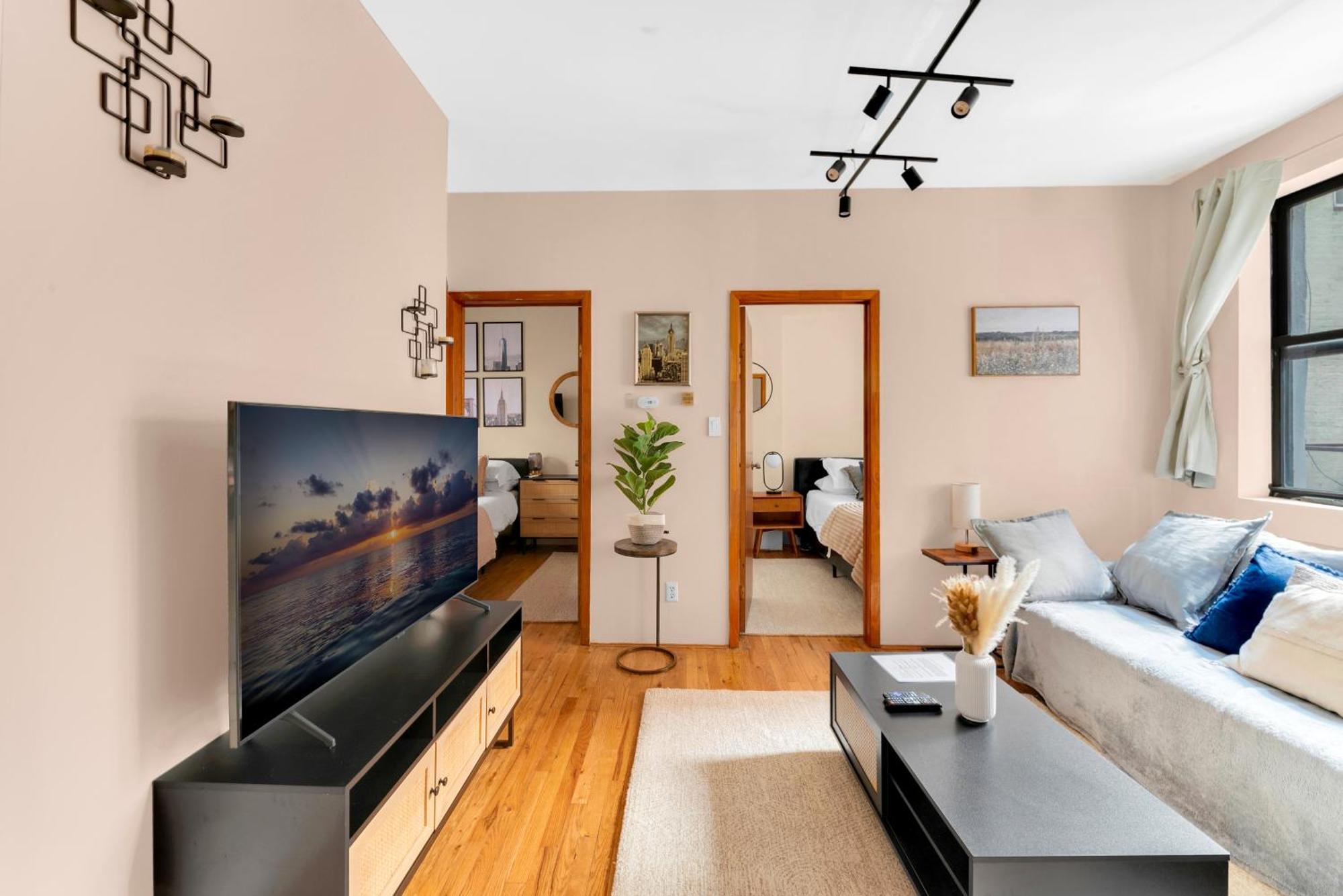 Apartment Stylish 2 Bedroom Apartment In Chelsea New York