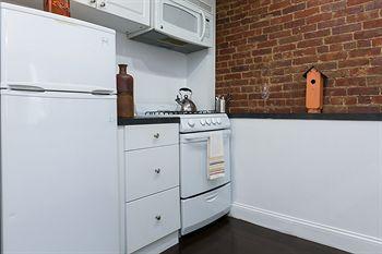 Times Square One Bedroom Loft Hotel *