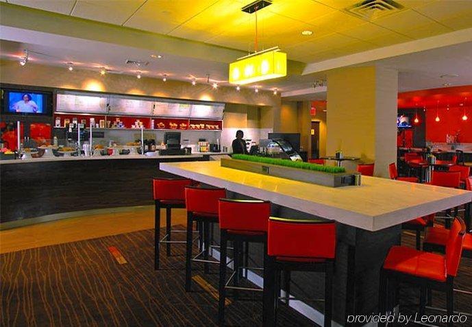 Courtyard By Marriott Laguardia Airport Hotel New York