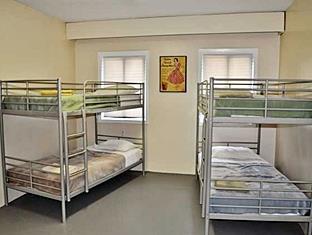 Hotel Westway Laguardia Airport 2*