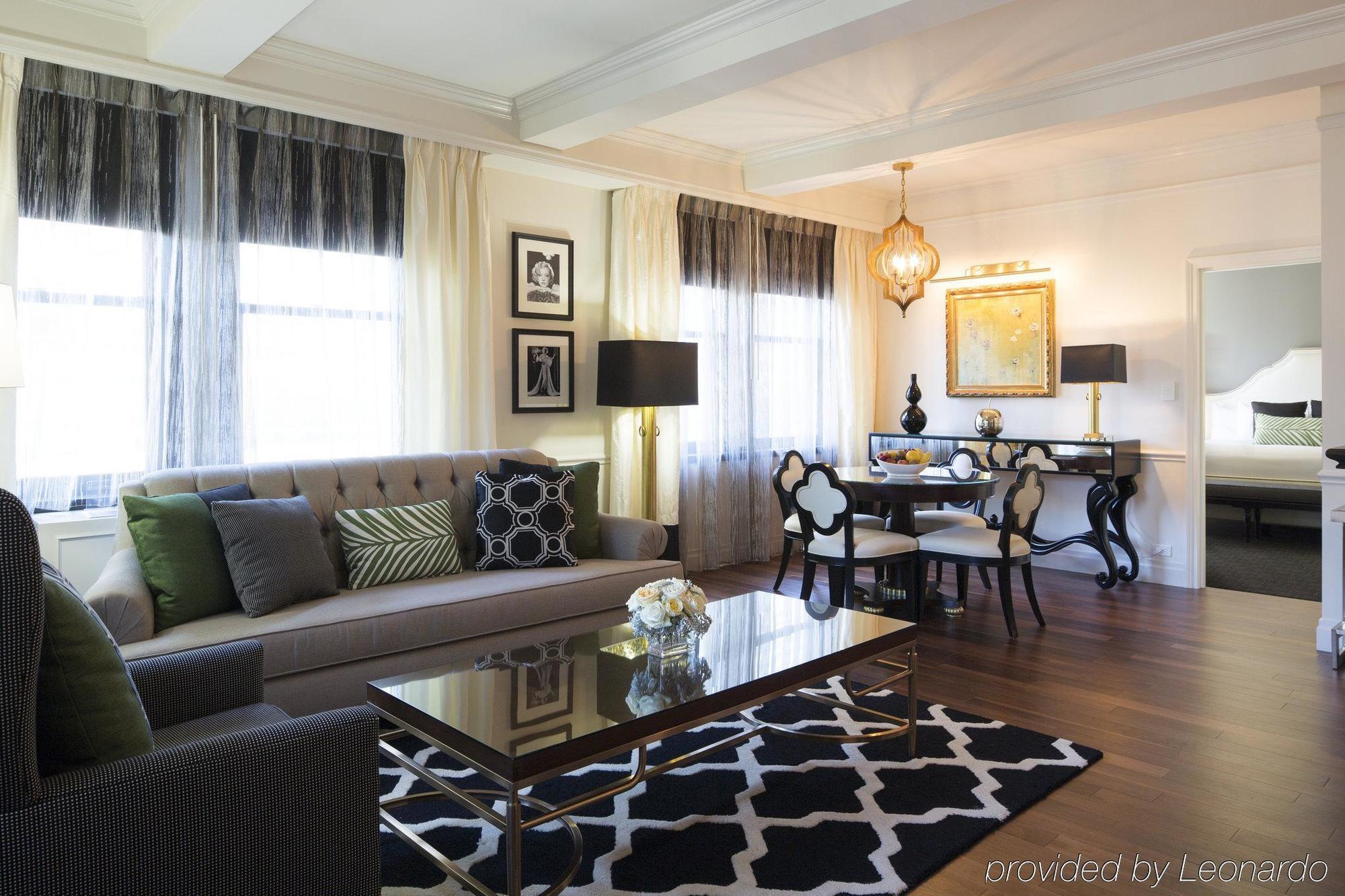Warwick 4* New York