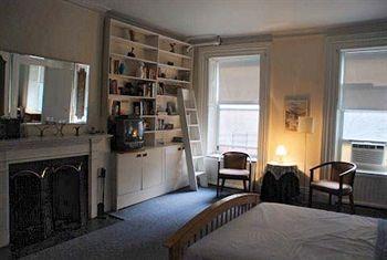 Off Park Apartment
