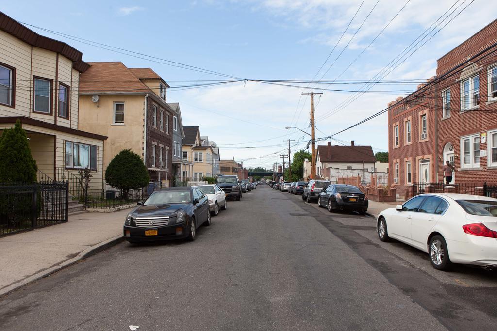 Apartment Studio, One And Two Bedroom Apartments - Bronx