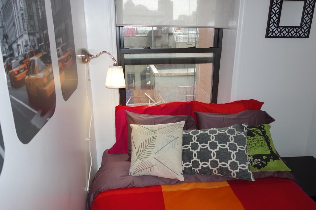 Apartment Four Bedroom - Eldridge St. #38 *