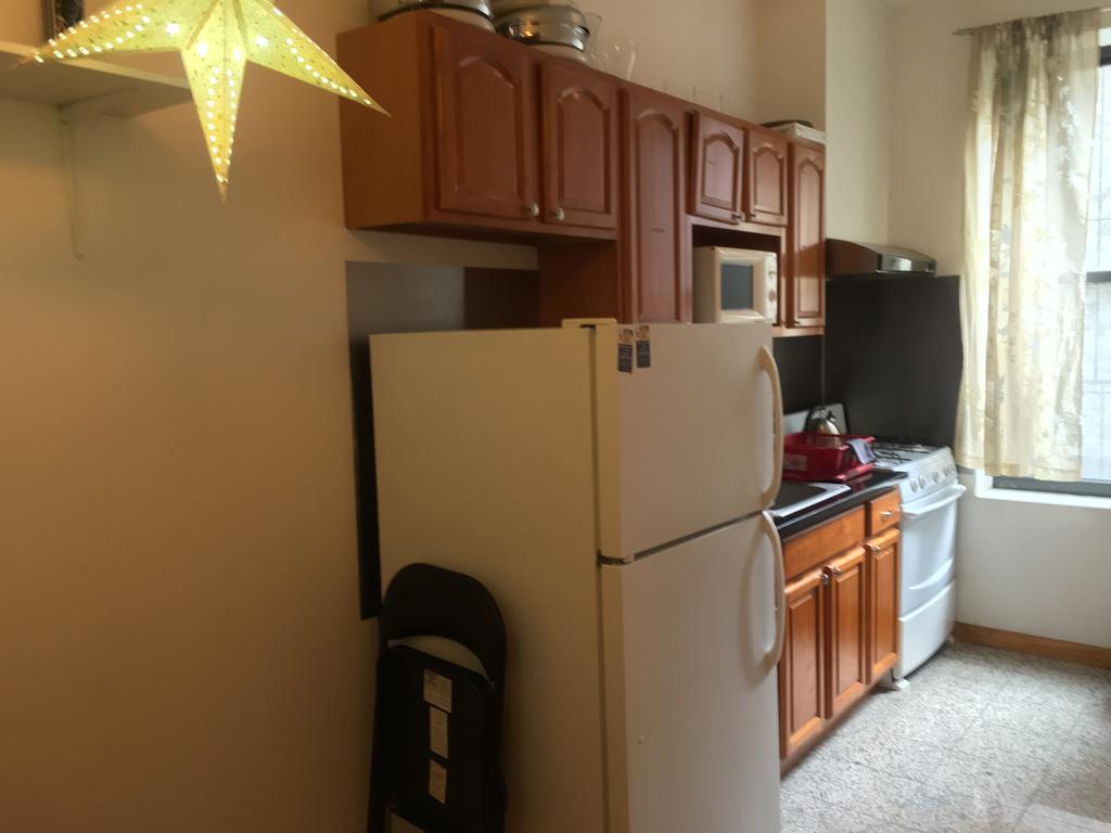 Apartment Broome Street - Lower East Side #19 *