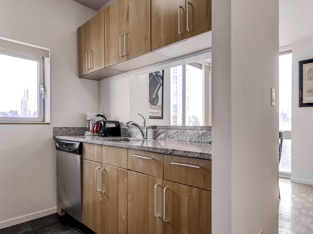 Apartment Global Luxury At 777 6th Avenue *