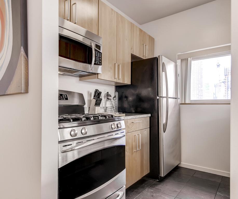 Global Luxury At 777 6th Avenue New York