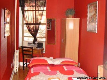 Harlem Hotel 2*