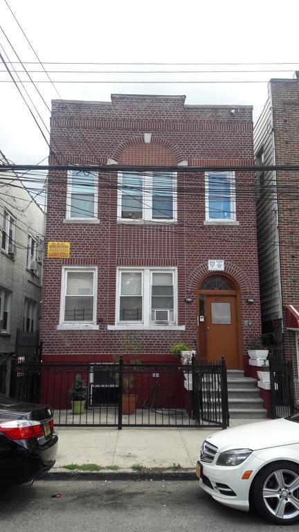 Studio, One And Two Bedroom Apartments - Bronx