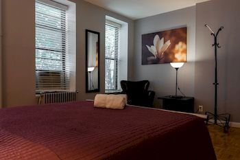 Uptown Manhattan Deluxe *