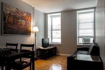 Apartment Uptown Manhattan Deluxe New York