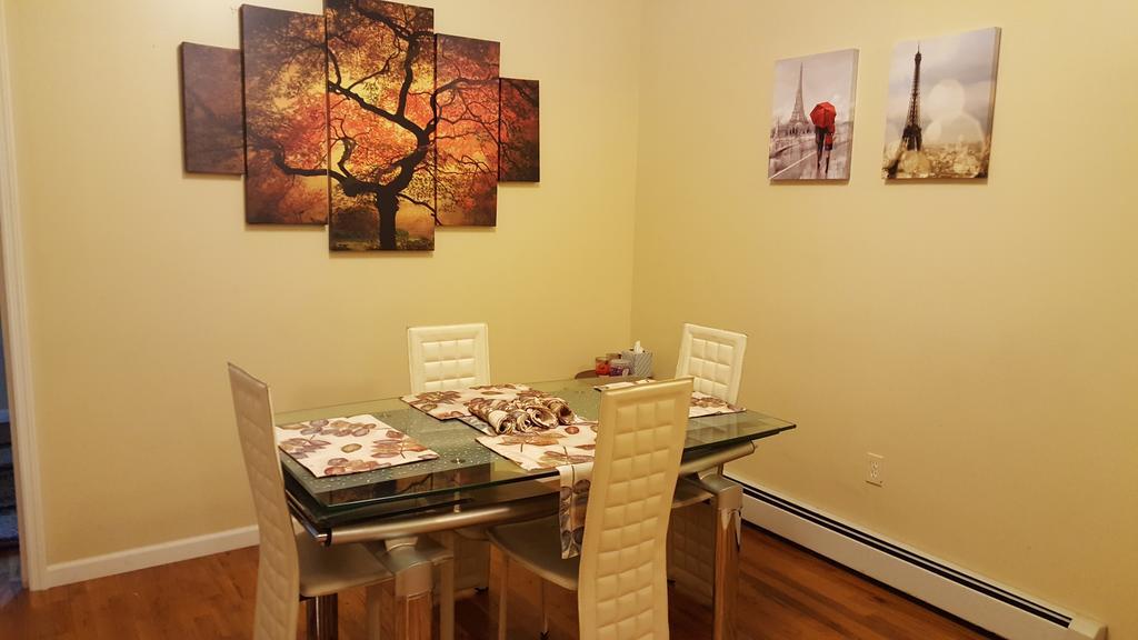 Warwick House Holiday home