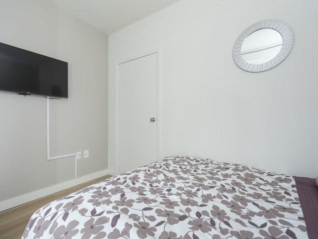 Times Square Luxury Suites *