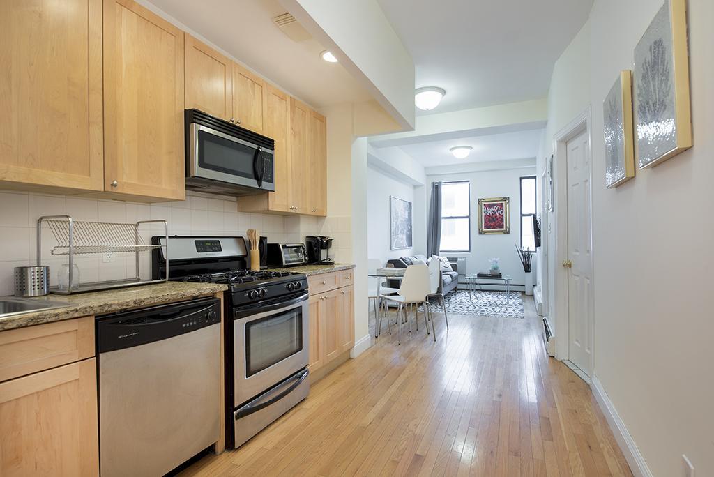3 Bedroom Modern - Times Square * New York