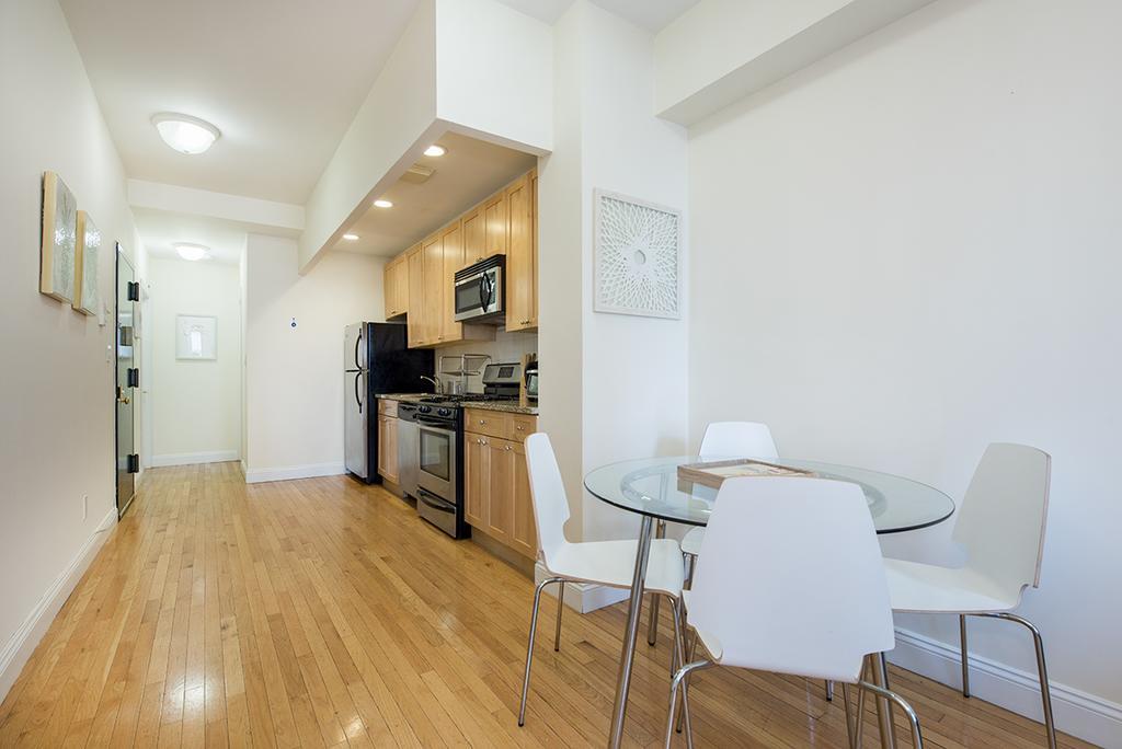 Apartment 3 Bedroom Modern - Times Square
