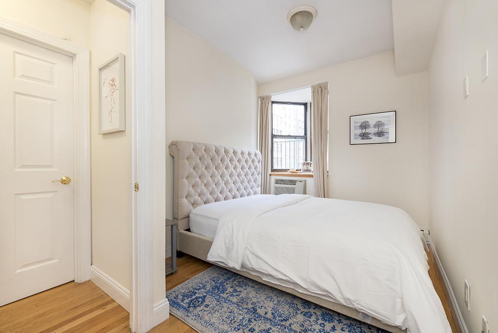 3 Bedroom Modern - Times Square New York