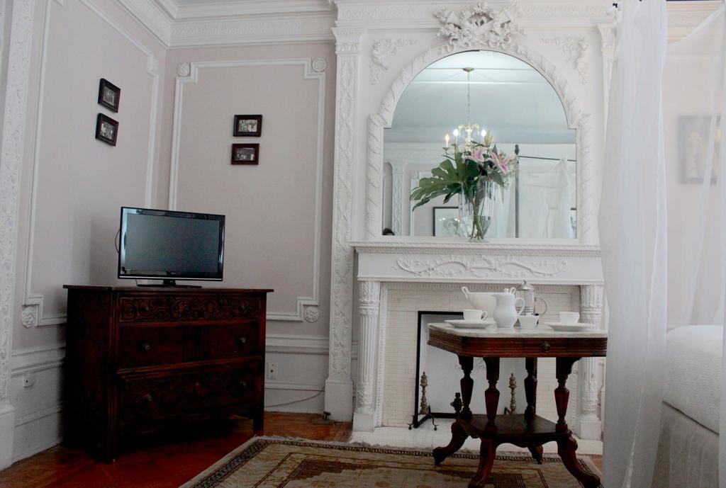 Candy Hill Harlem Bed & Breakfast 3*