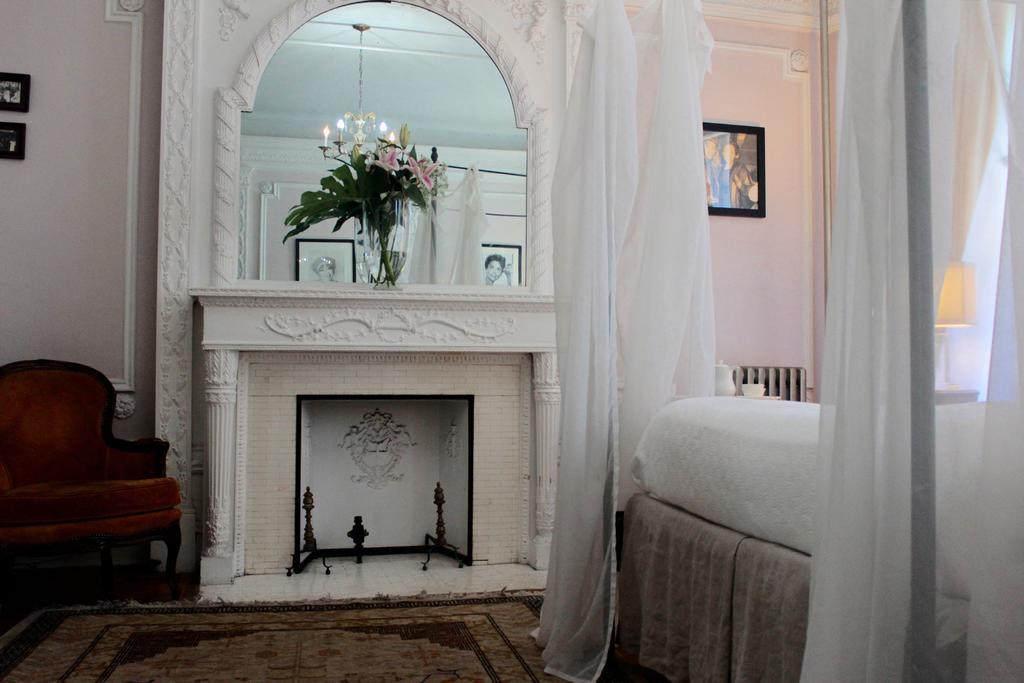 Candy Hill Harlem Bed & Breakfast New York