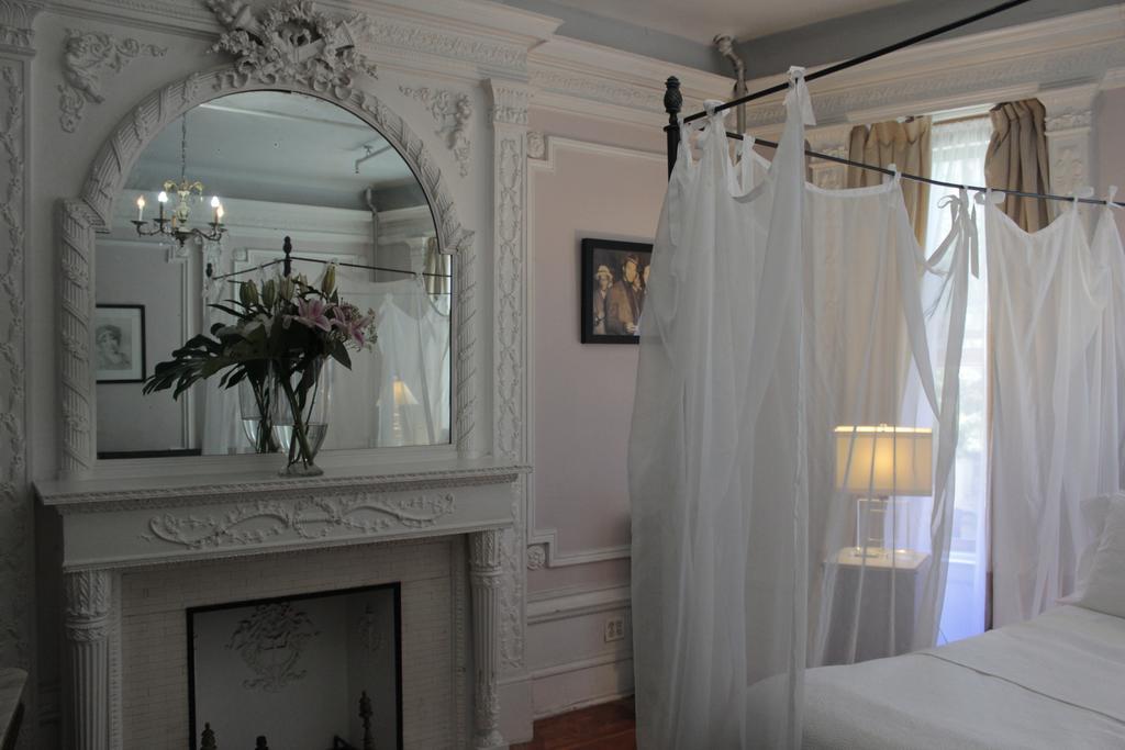 Candy Hill Harlem Bed & Breakfast 3*