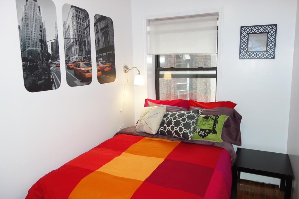 Four Bedroom - Eldridge St. #38 Apartment New York