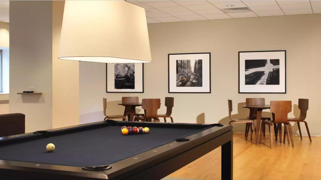 Global Luxury At 777 6th Avenue Apartment New York