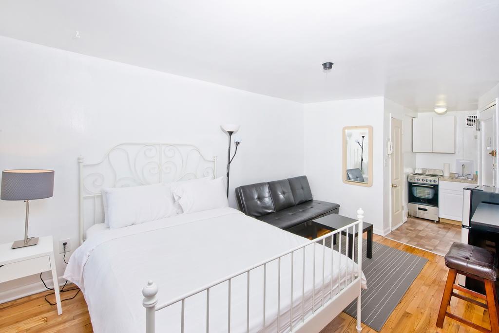 Gramercy Park Apartments * New York