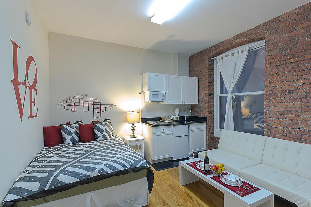 Studio Plus - * New York