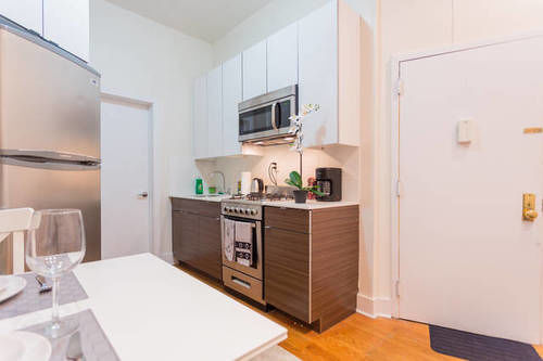 Apartment Beautiful 1 Bedroom *