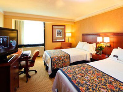 Courtyard By Marriott Laguardia Airport Hotel