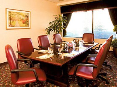 Courtyard By Marriott Laguardia Airport New York