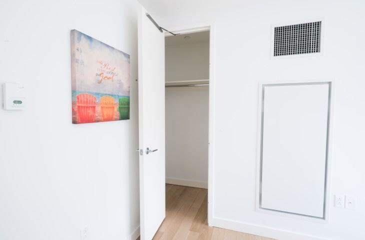 Times Square Luxury Suites Apartment