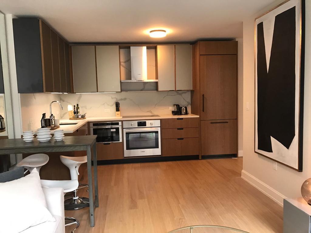 Apartment Exquisite 2 Bedroom 2 Baths All Modern And High End Furniture New York