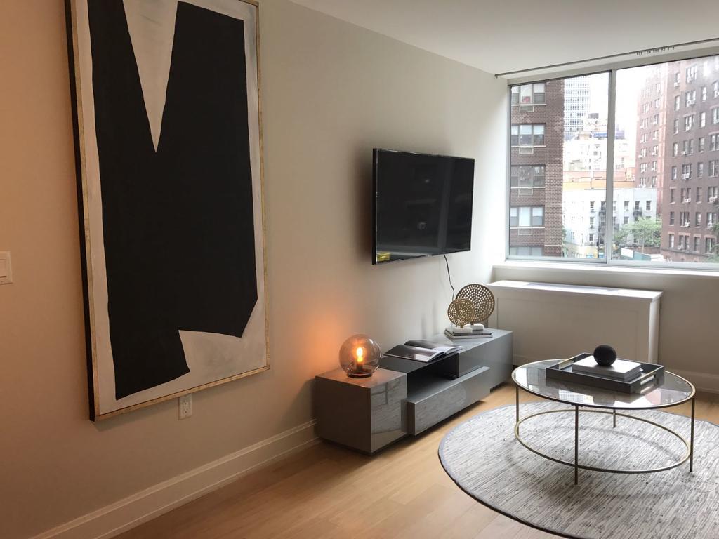 Apartment Exquisite 2 Bedroom 2 Baths All Modern And High End Furniture New York