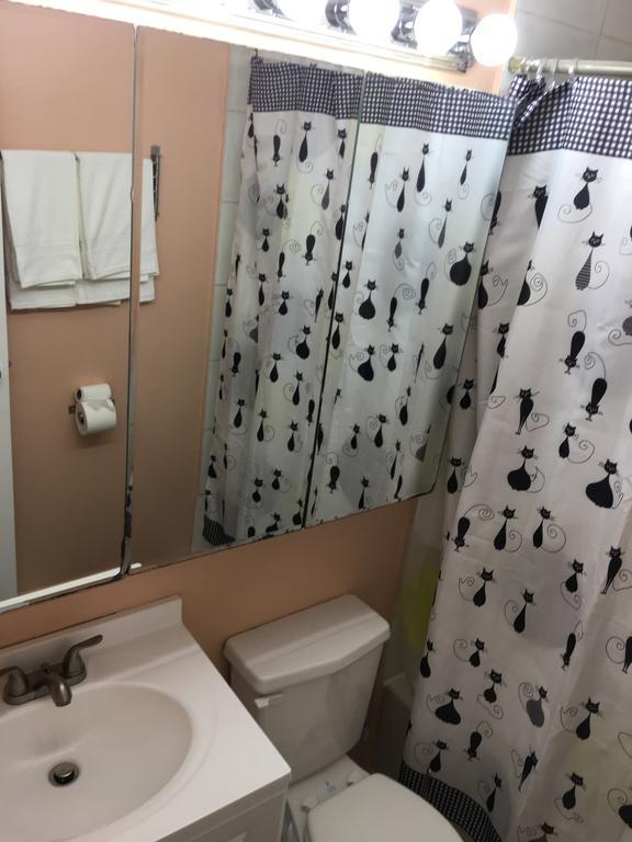 2 Bedroom Hell's Kitchen New York