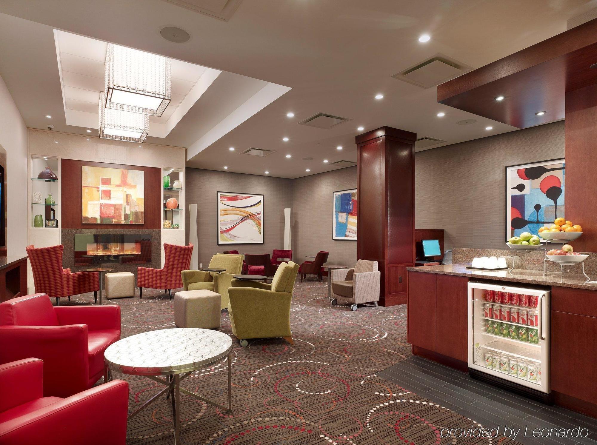 Radisson Street 4*