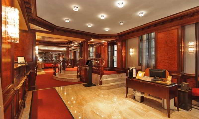Excelsior Hotel