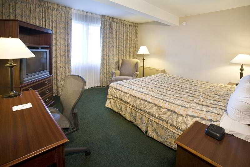 Aloft Laguardia Airport 3*