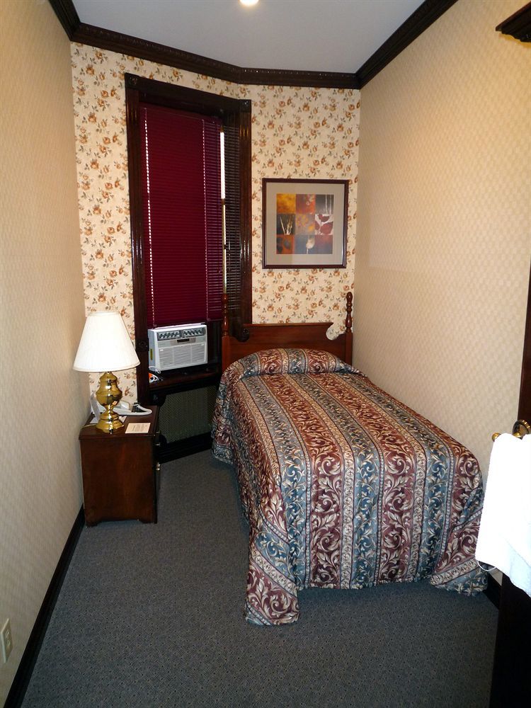 Hotel 17