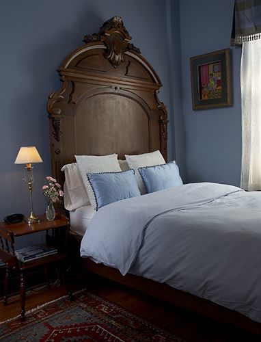 Candy Hill Harlem Bed & Breakfast
